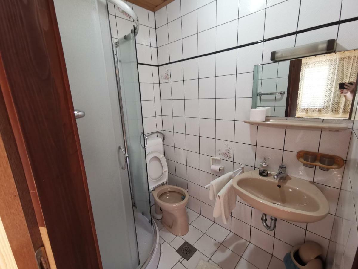 Guest House Dijana Kraljevica Eksteriør billede